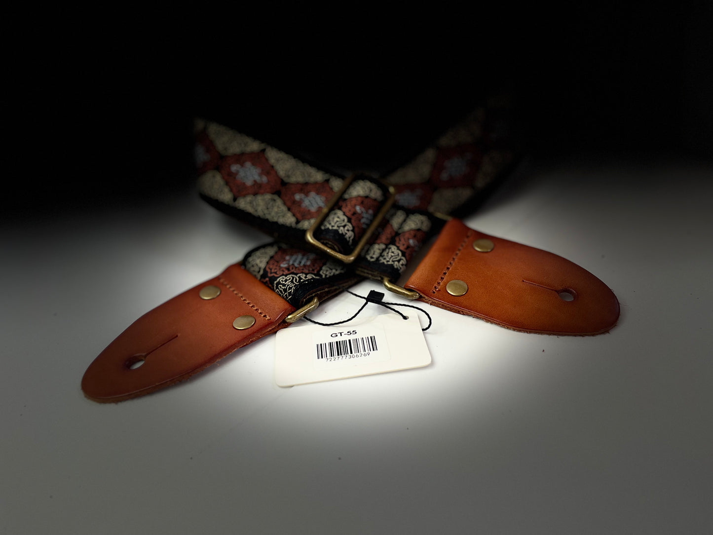 ISUZI GT-54 Suede Pattern Guitar Strap