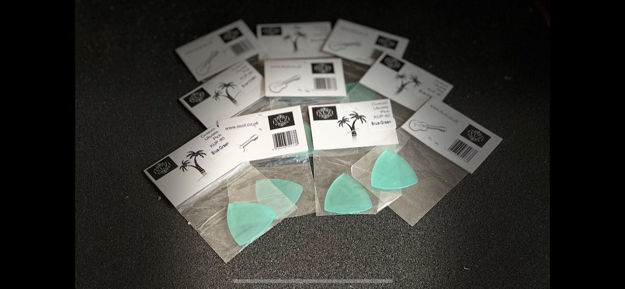 ISUZI Plectrum Bundle - 10 x KUP-80 Blue/Green Ukulele Plectrum